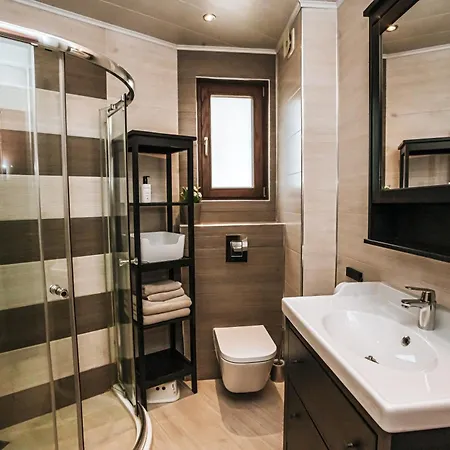 Desing Flat N2 Port - Designer - Own Parking - Streaming - 2 Baths - Wash&dry Μπουργκάς