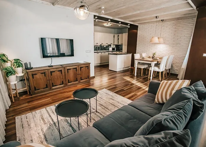 Desing Flat N2 Port - Designer - Own Parking - Streaming - 2 Baths - Wash&dry * Μπουργκάς